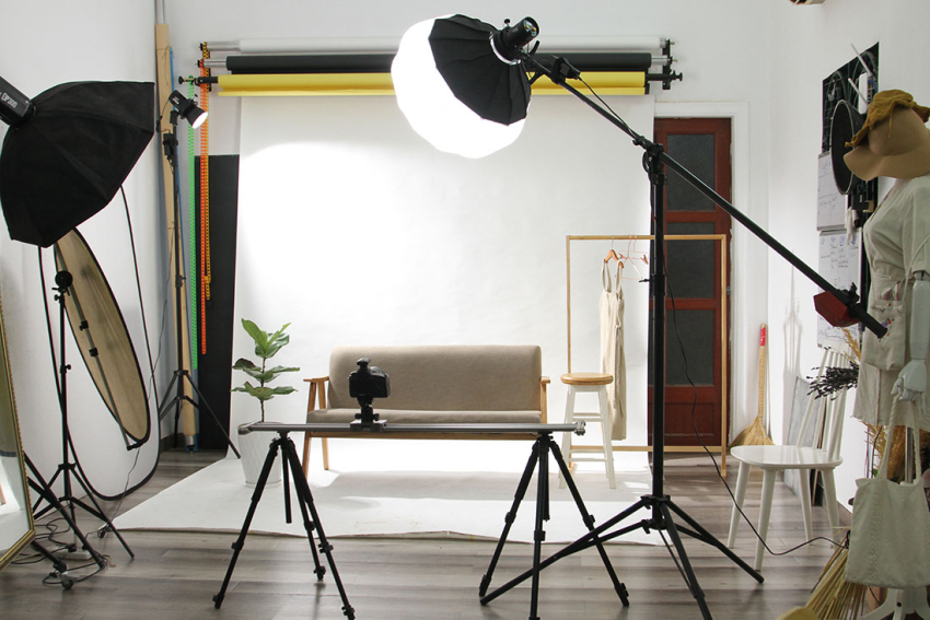 cách chụp ảnh quần áo bán hàng